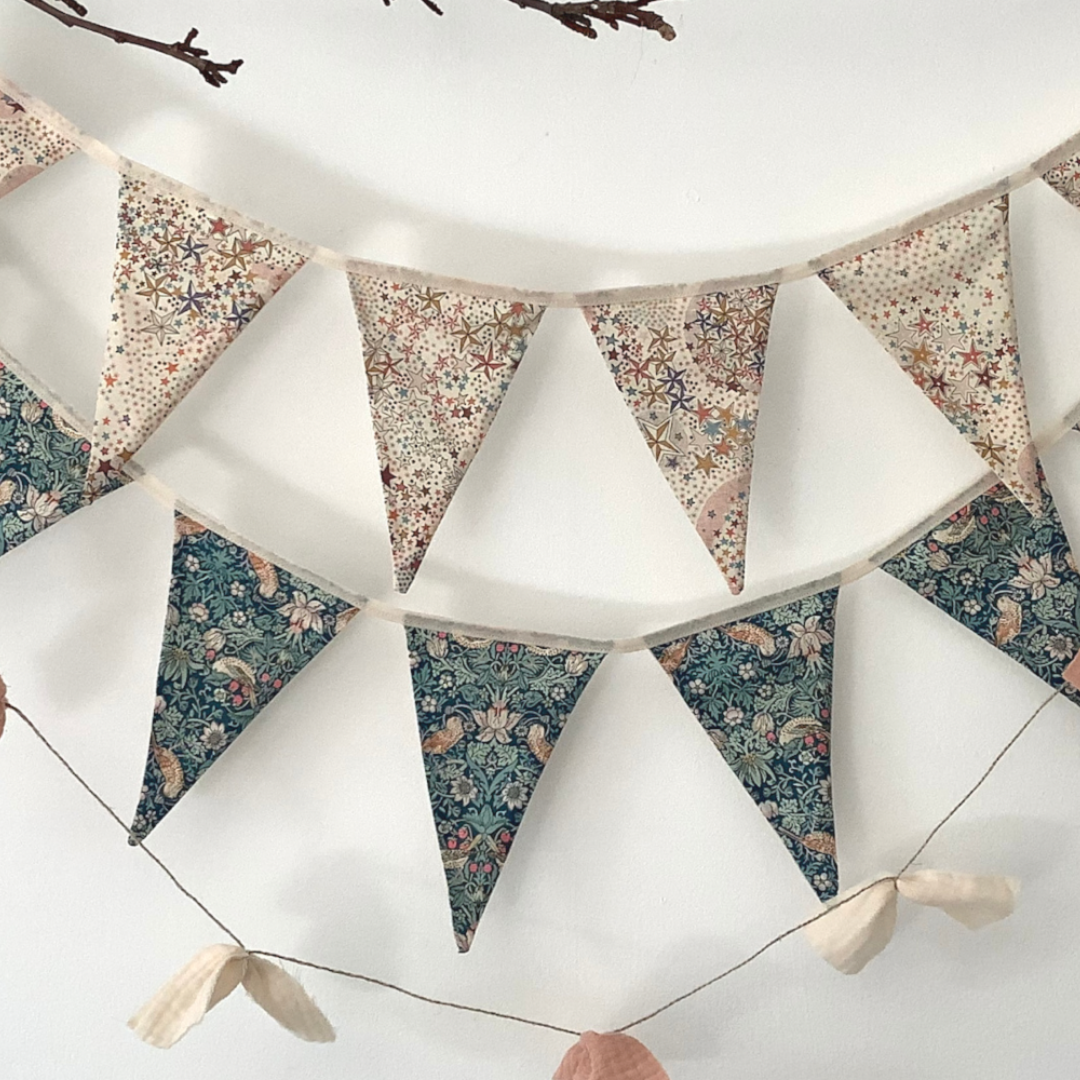 Free Pattern Linen Bunting with Stars