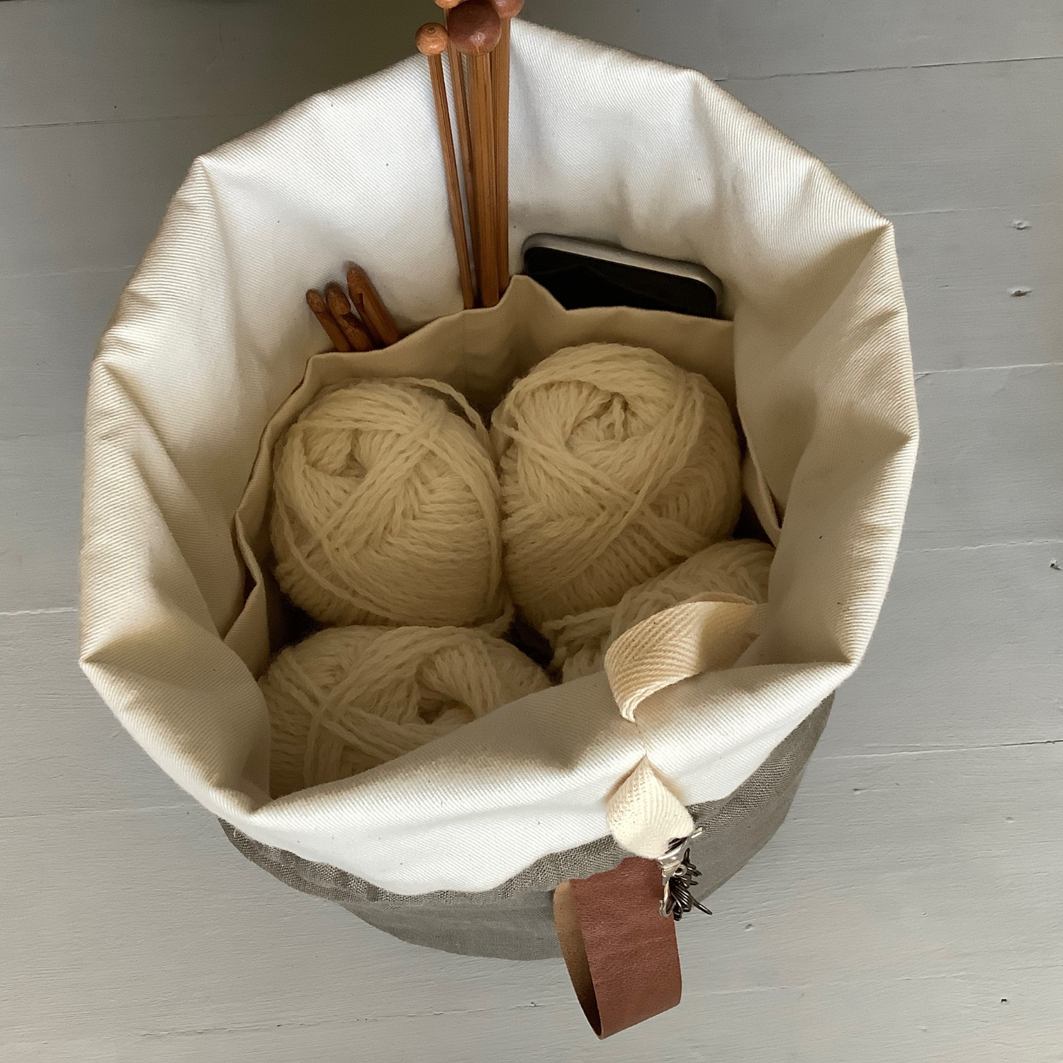 Knit duffle bag